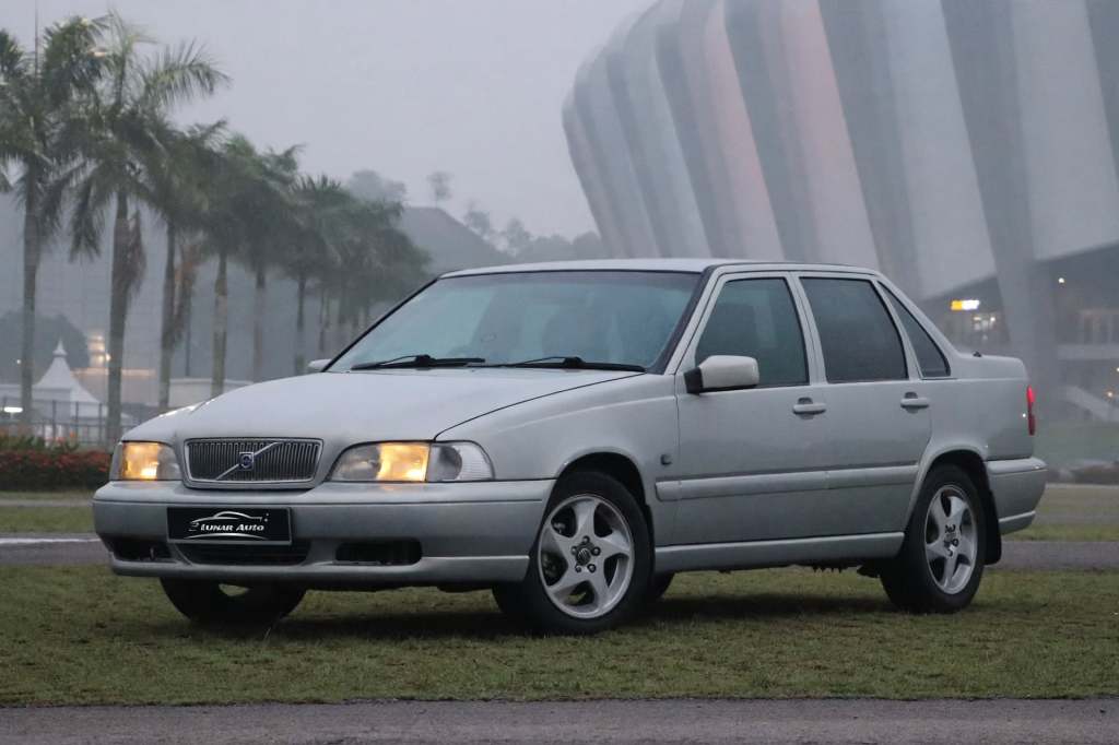 Volvo S70 2.4A